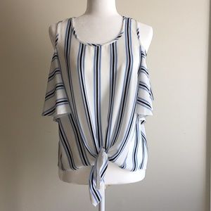 Used Cold shoulder stripe top by Papaya USA-Large